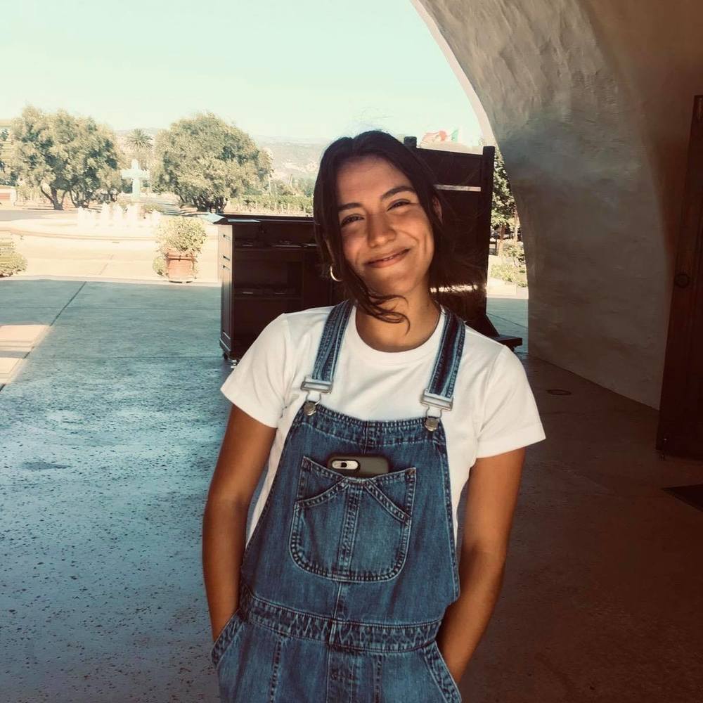 Meet your Posher, Alessandra
